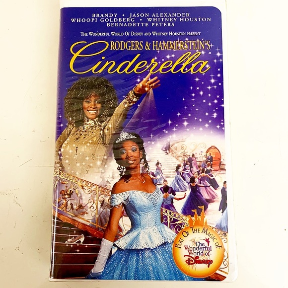 Disney Rodgers & Hammerstein’s Cinderella VHS - Picture 1 of 5